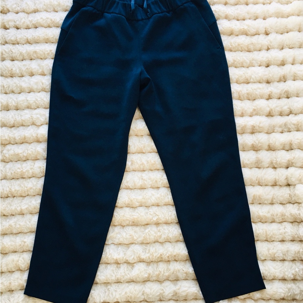 Lululemon navy blue casual joggers